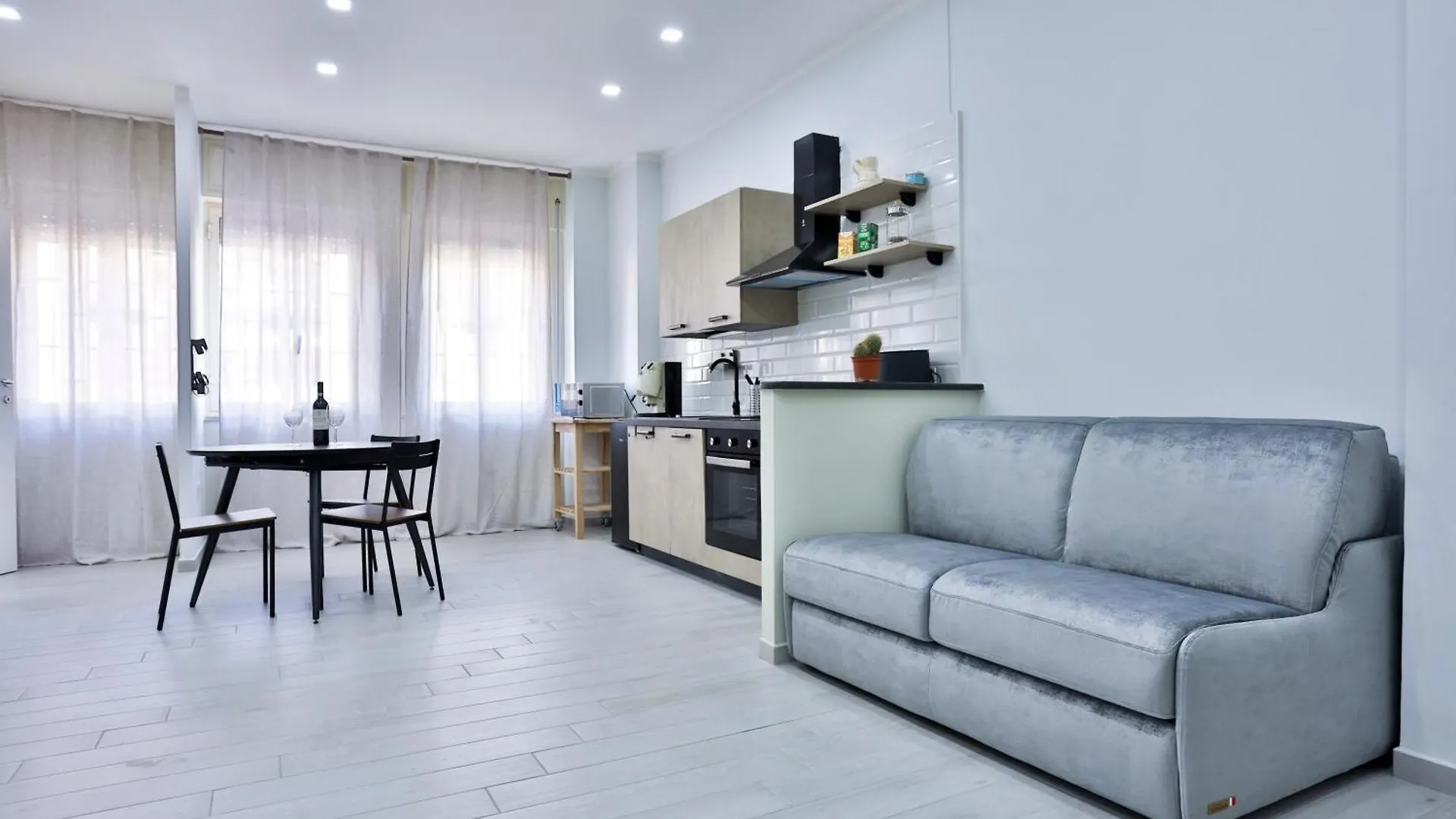 Ronkasa Quiet Apartment Naples Italy